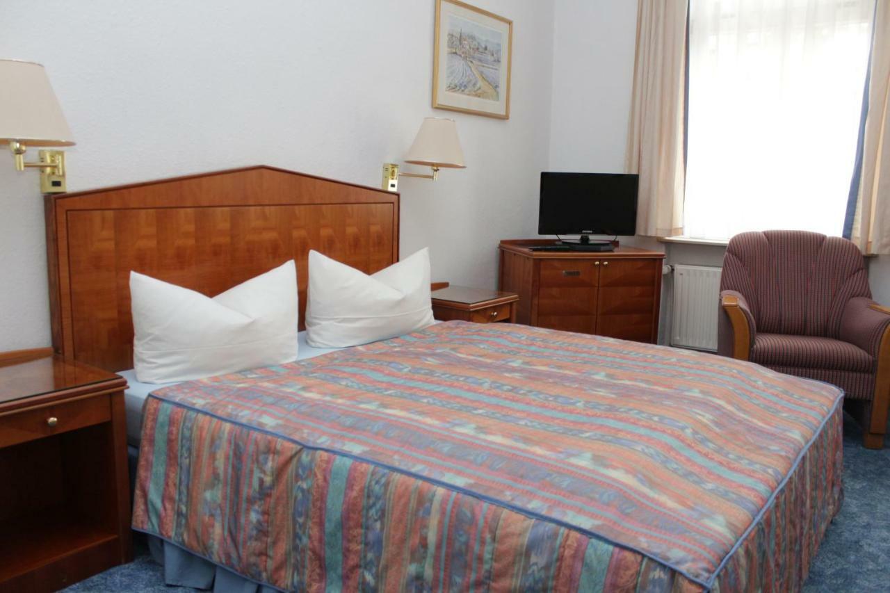 Weinkeller Woelk Hotel Naumburg  Bagian luar foto