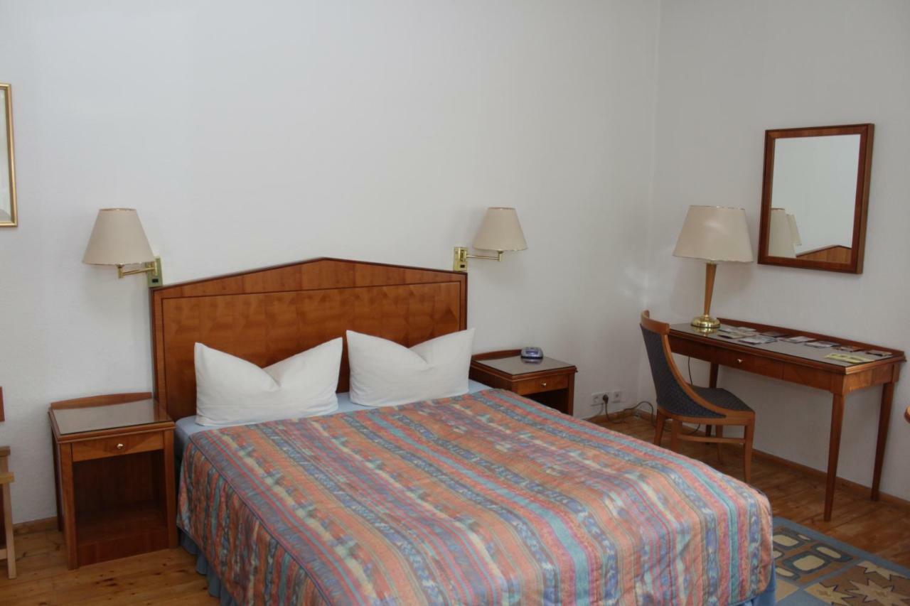 Weinkeller Woelk Hotel Naumburg  Bagian luar foto