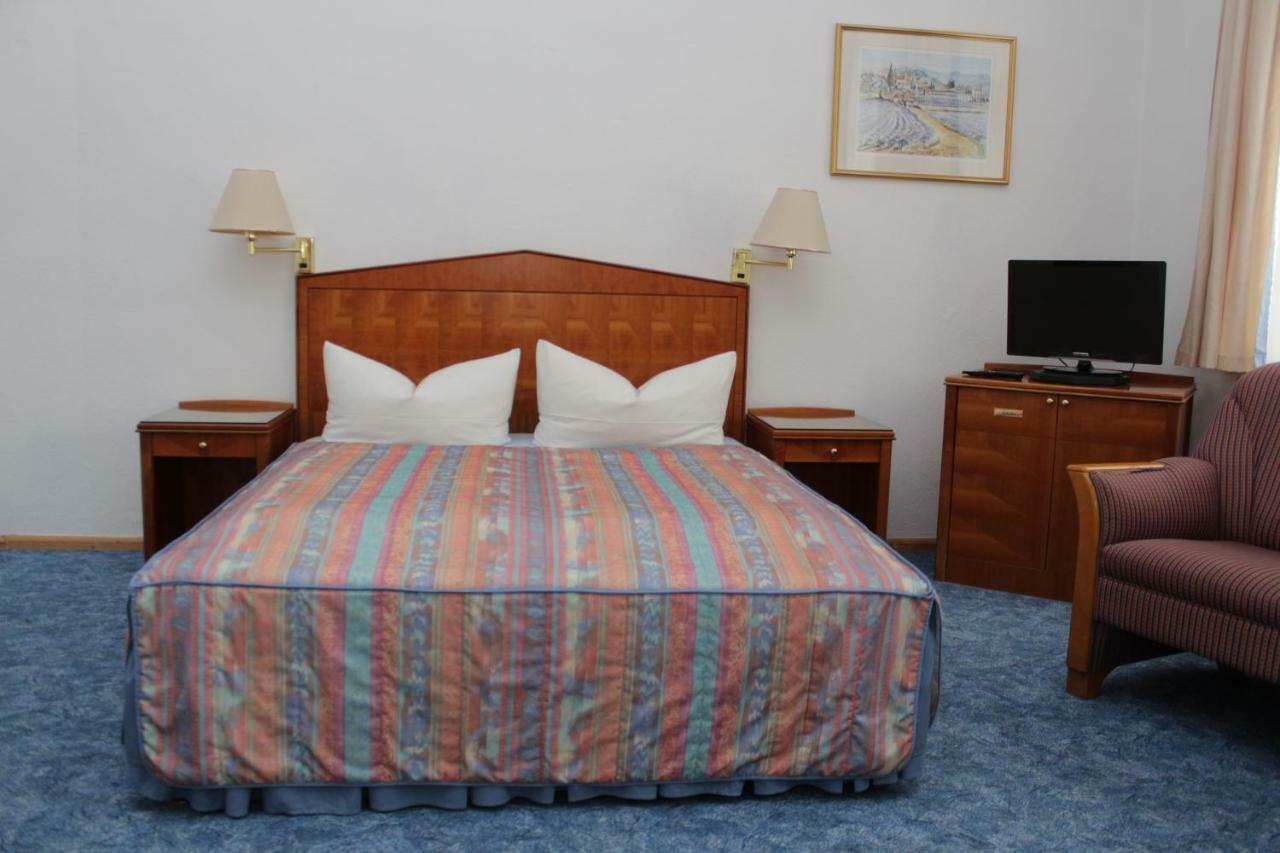 Weinkeller Woelk Hotel Naumburg  Bagian luar foto
